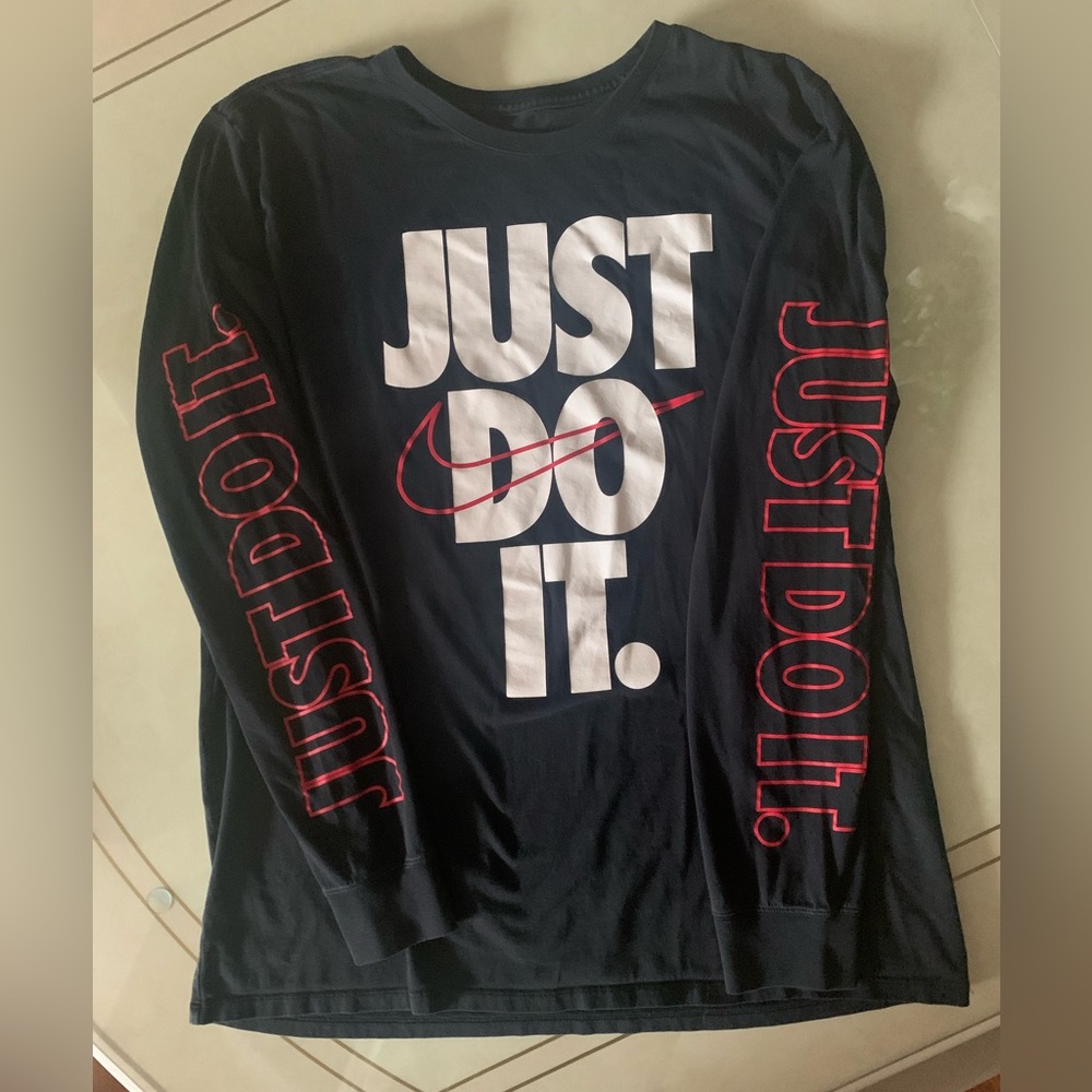 Nike Mens Long Sleeve Shirt